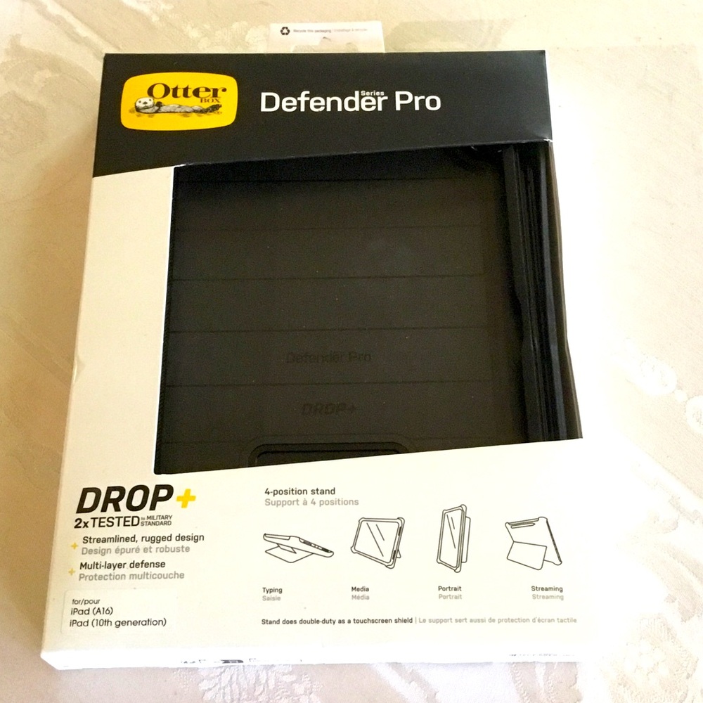 Otter Box Defender Pro NEW